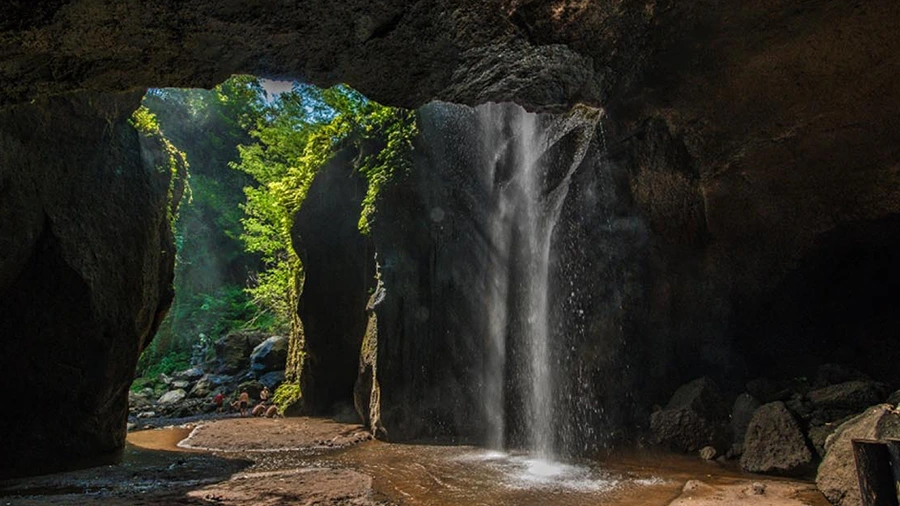 Goa Raja Waterfall