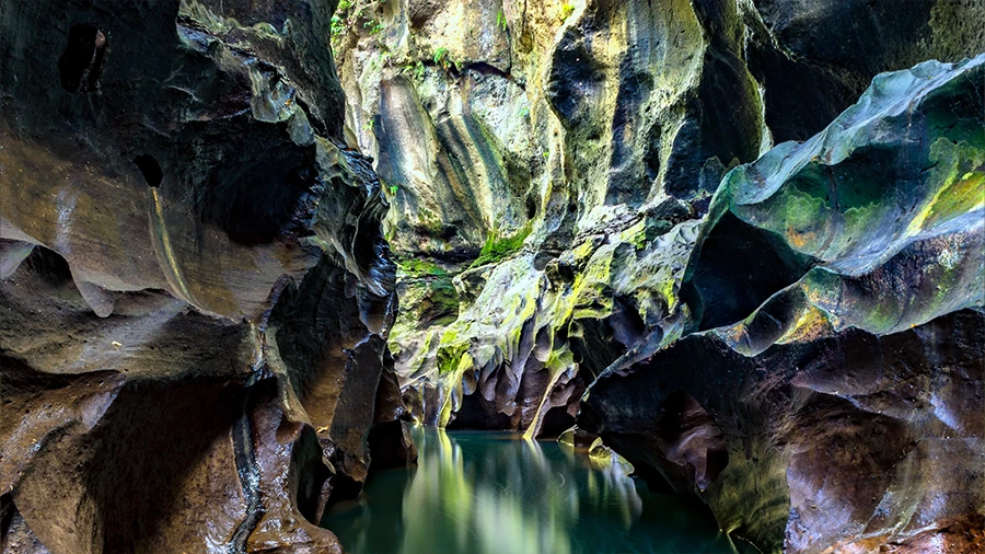 Hidden Canyon Guwang